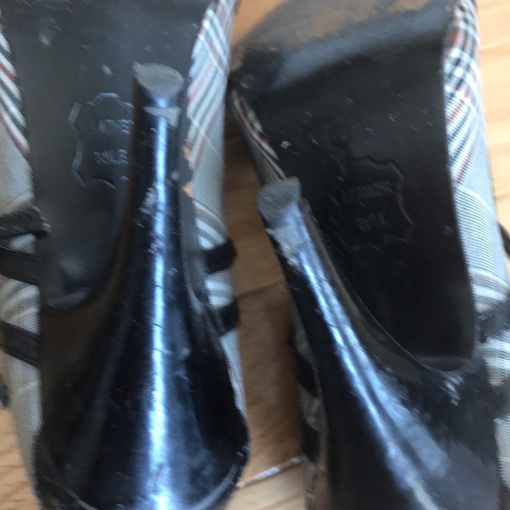 Vince camuto Mary Janes bundle 2 for 1 price - Picture 5 of 6